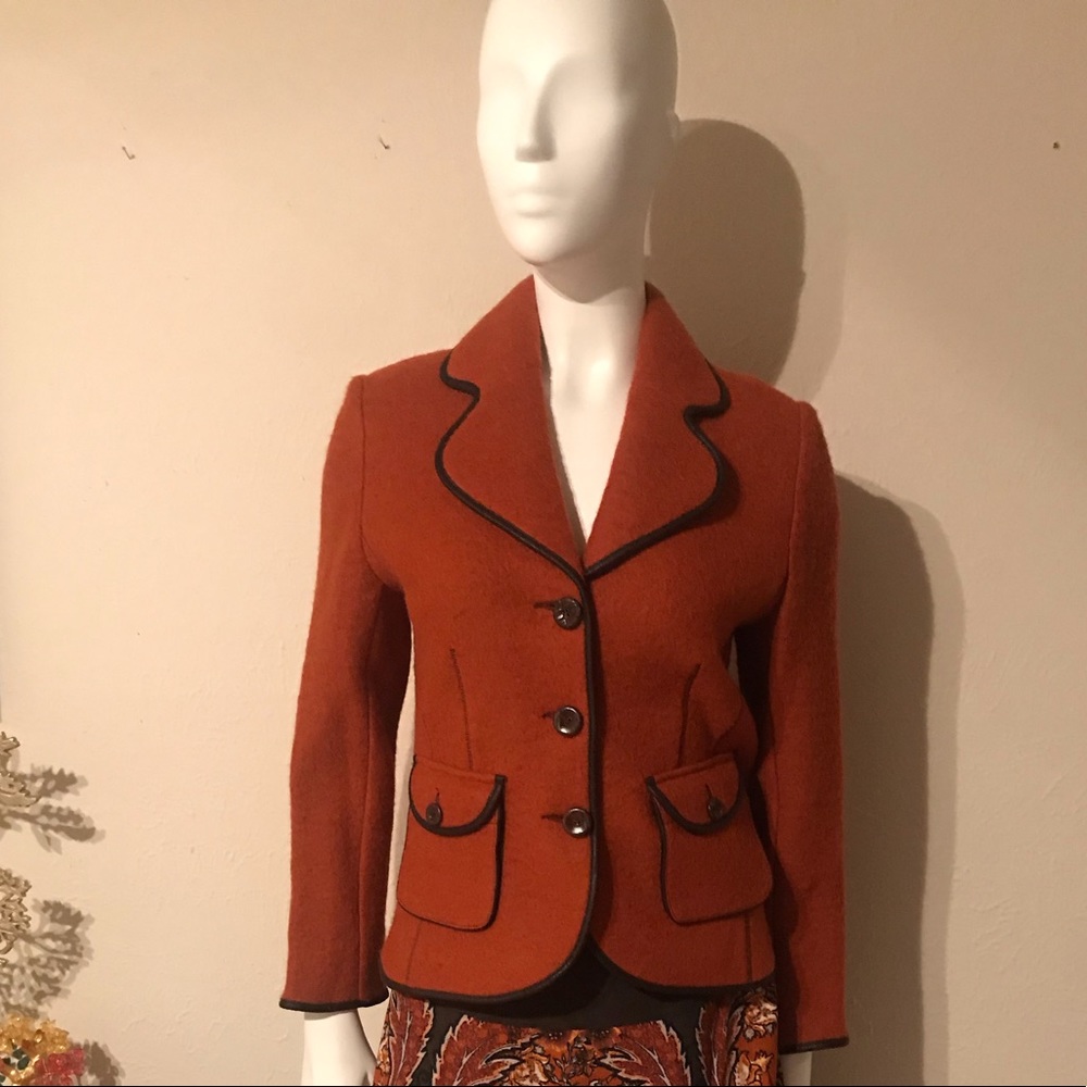 It Separate Suit Or Blazer!